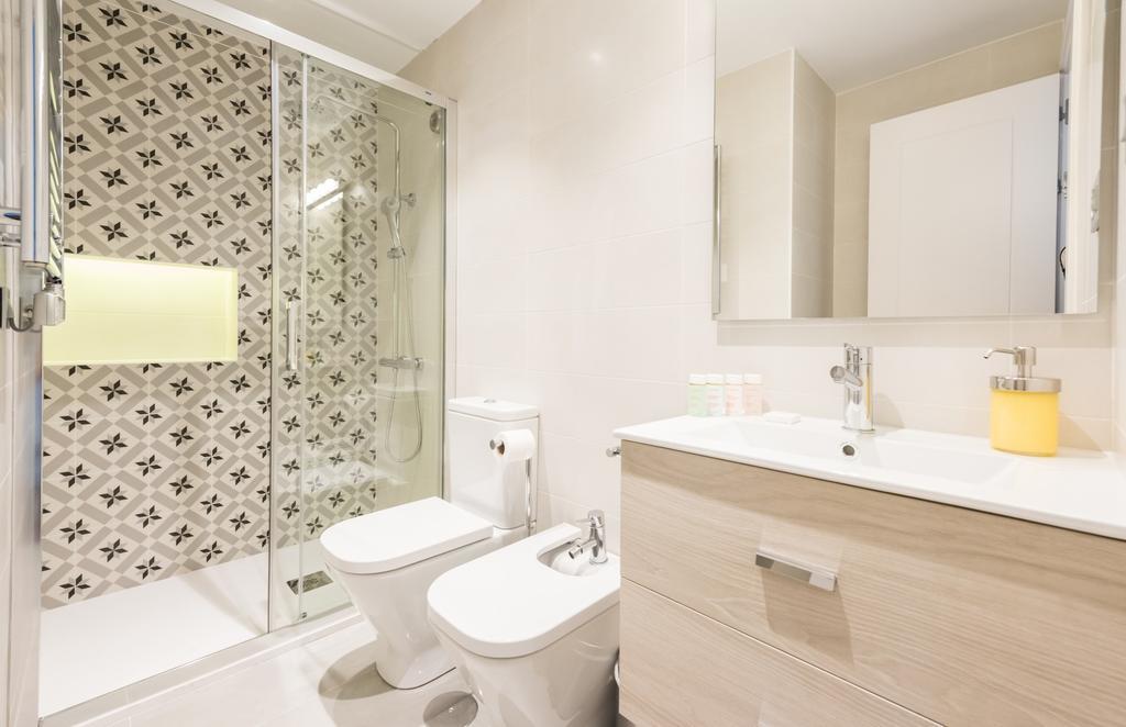 Santa Ana Plaza Daire Madrid Dış mekan fotoğraf