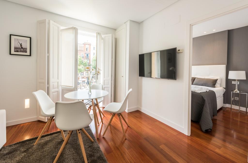 Santa Ana Plaza Daire Madrid Dış mekan fotoğraf